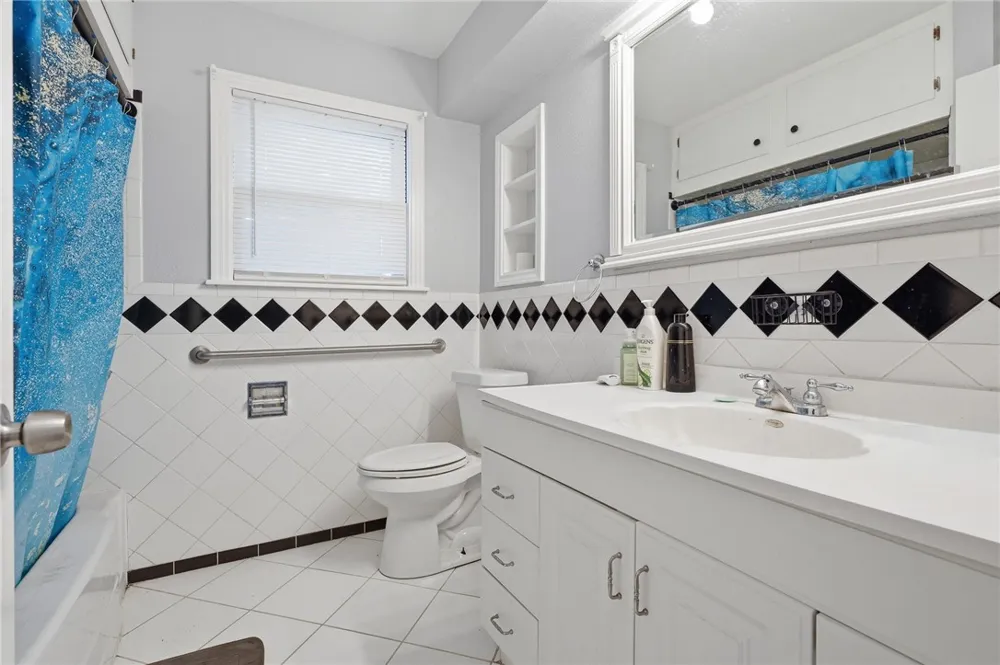 1006 Vernon Drive Corpus Christi, TX 78407
