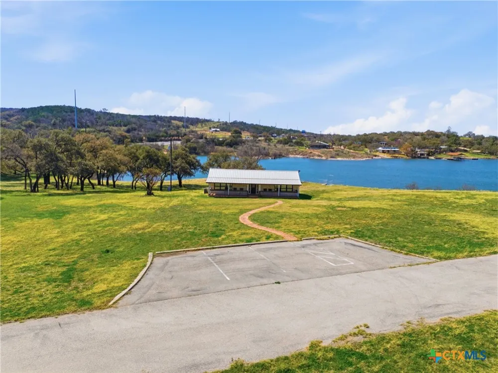 18617 E State Highway 29 Buchanan Dam, TX 78609