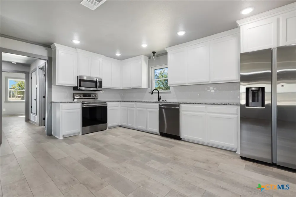 575 Farm Road 1602 Jonesboro, TX 76538