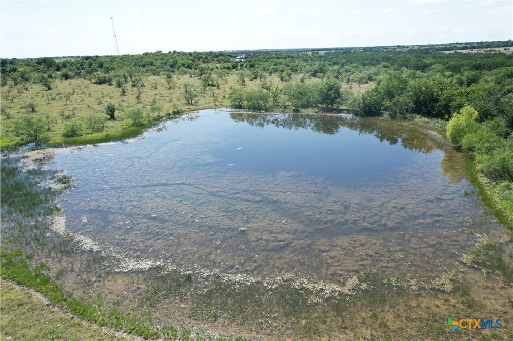 2643 FM 2643 Lorena, TX 76655
