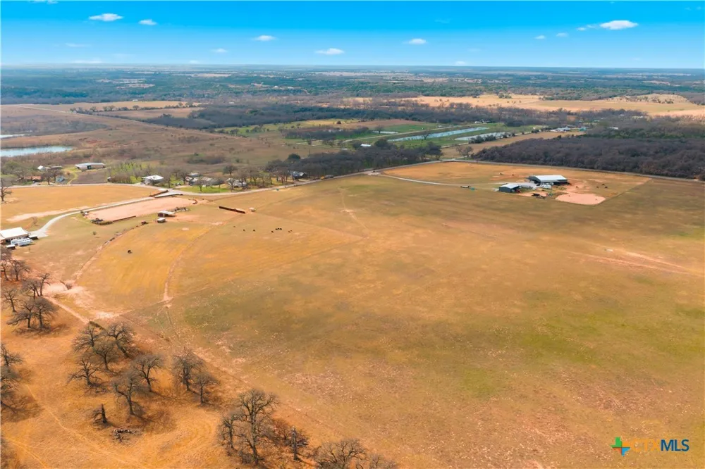 1170 HCR 2200 Aquilla, TX 76622
