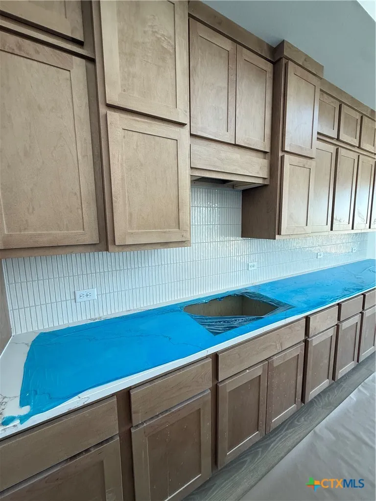 6313 McMurtry Street Austin, TX 78747