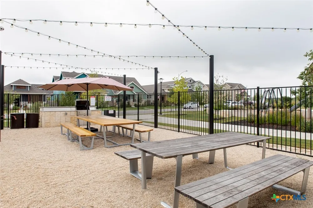6313 McMurtry Street Austin, TX 78747