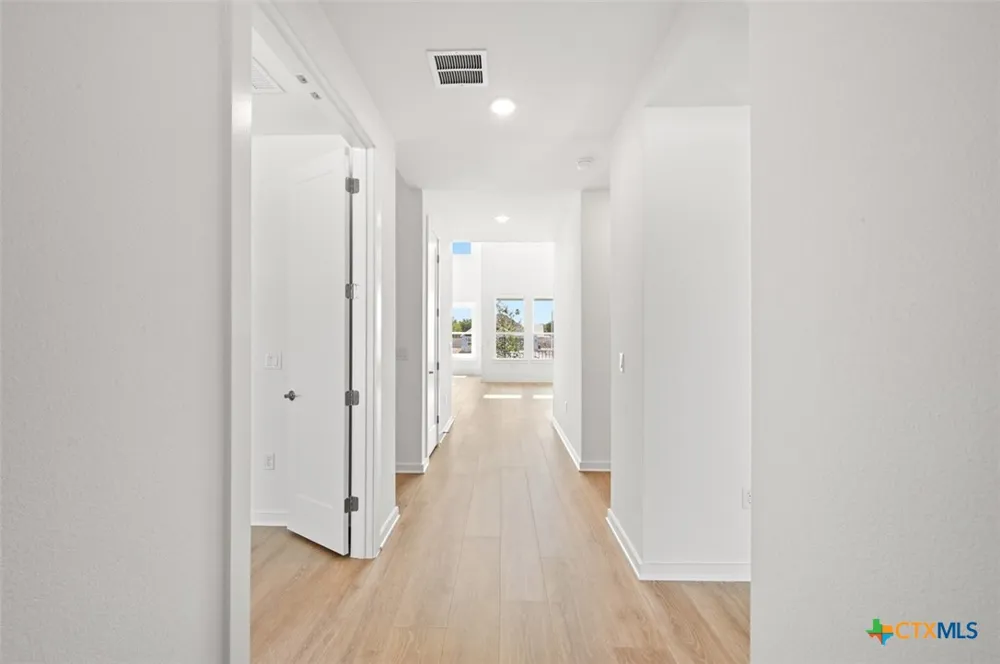 6313 McMurtry Street Austin, TX 78747