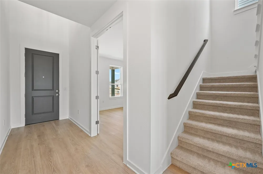 6313 McMurtry Street Austin, TX 78747