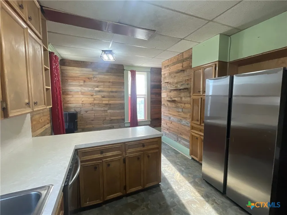215 W Main Street Lometa, TX 76853