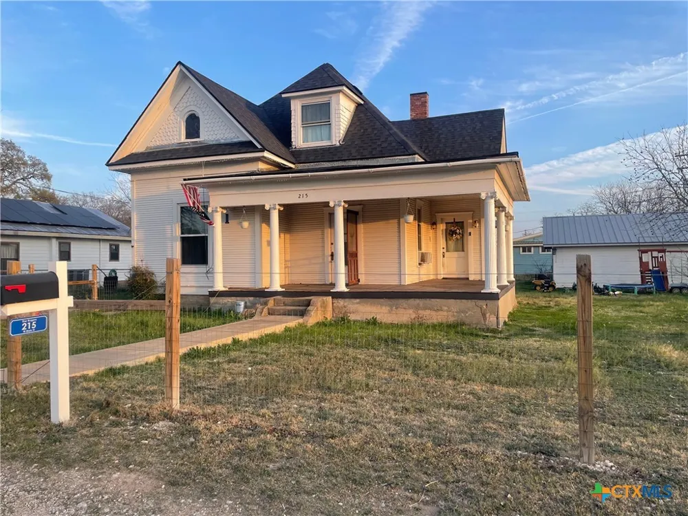 215 W Main Street Lometa, TX 76853