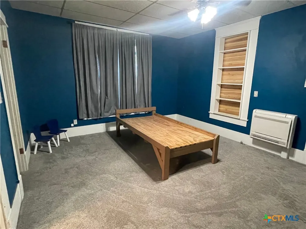 215 W Main Street Lometa, TX 76853