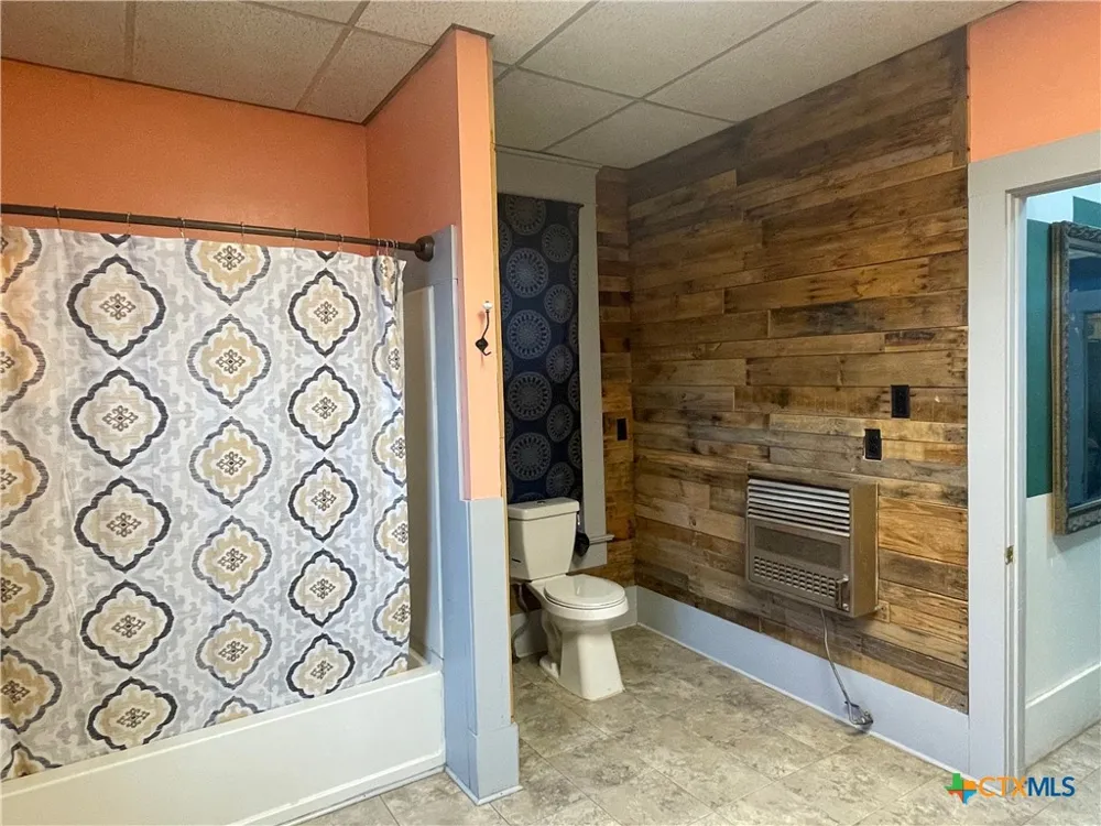 215 W Main Street Lometa, TX 76853
