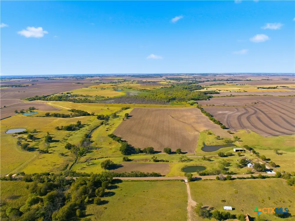 2663 W Crabb Road West, TX 76691