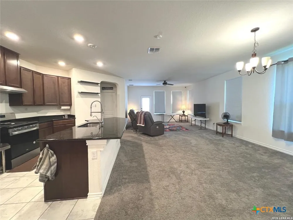 9345 Devils River Converse, TX 78109