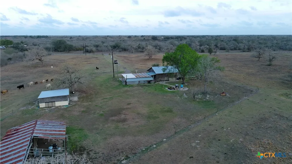 146 Elliott Road Refugio, TX 78377