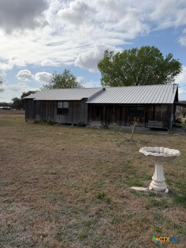 146 Elliott Road Refugio, TX 78377