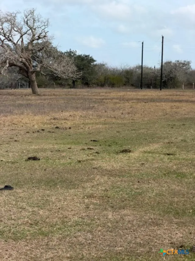 146 Elliott Road Refugio, TX 78377
