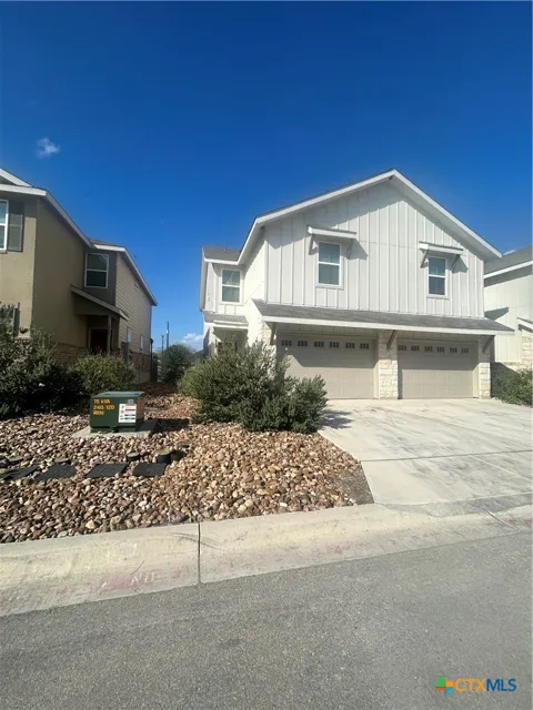 320 Untermaier Street