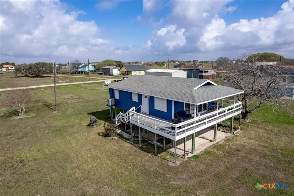 448 Stovall Drive Palacios, TX 77465