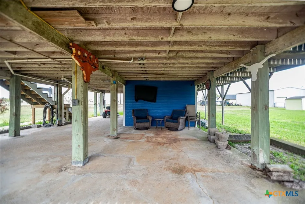 448 Stovall Drive Palacios, TX 77465