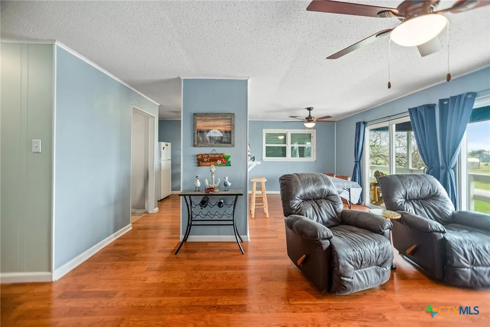 448 Stovall Drive Palacios, TX 77465