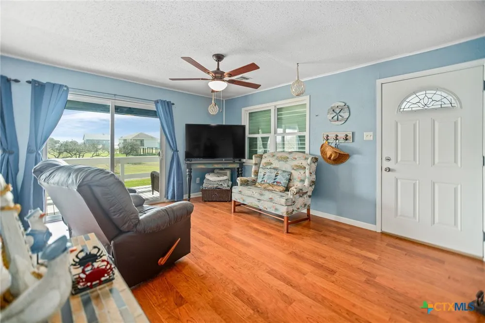 448 Stovall Drive Palacios, TX 77465