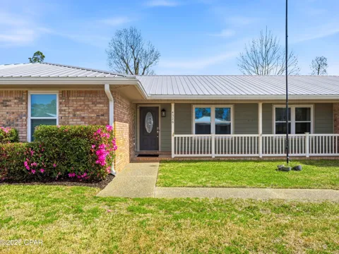 4326 Pine Tree Lane