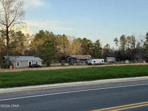 3831 Florida 77