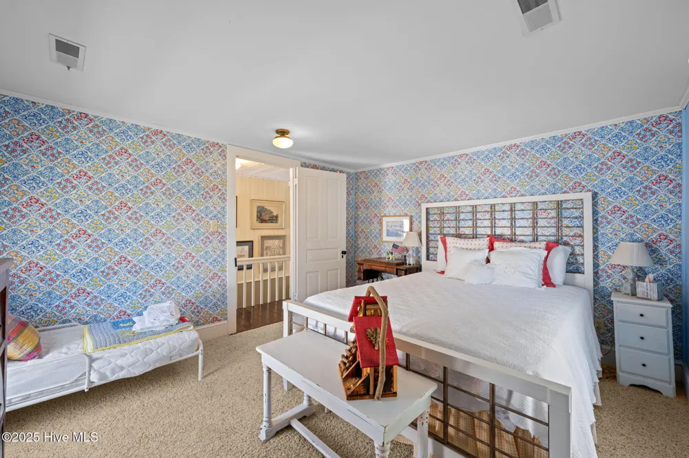 506 Broad Street Oriental, NC 28571