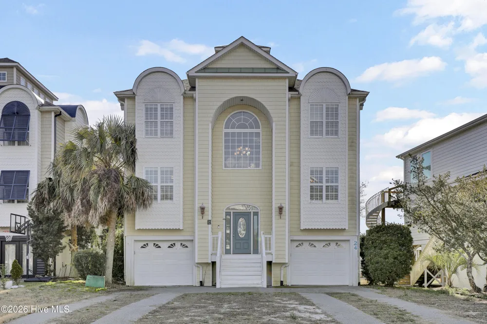 24 Sandy Lane Surf City, NC 28445