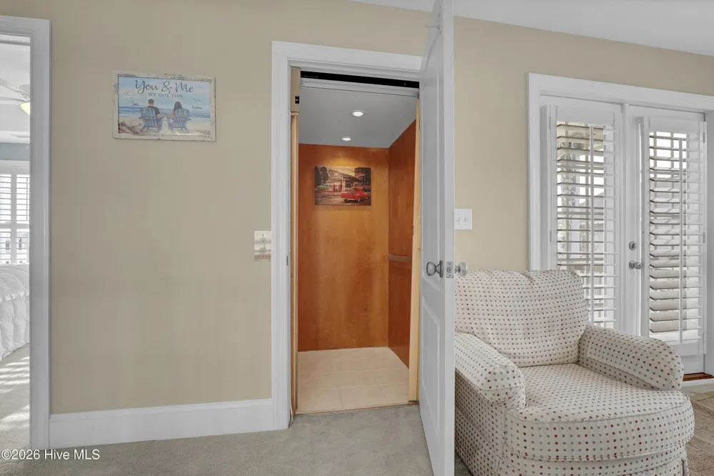 24 Sandy Lane Surf City, NC 28445