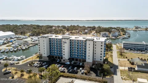 4425 Arendell Street #106