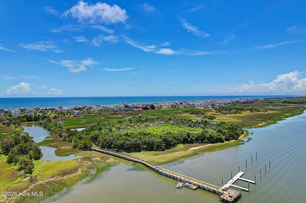 1064 Tide Ridge Drive Holden Beach, NC 28462
