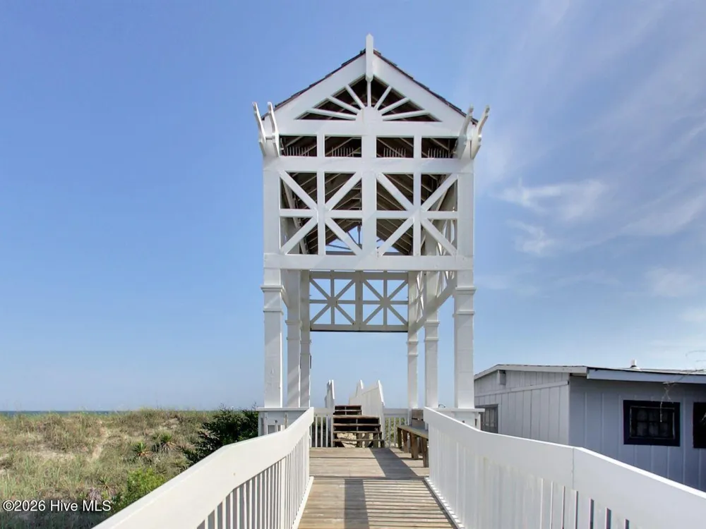 1064 Tide Ridge Drive Holden Beach, NC 28462