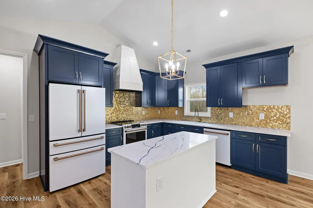 411 Wade Drive Richlands, NC 28574