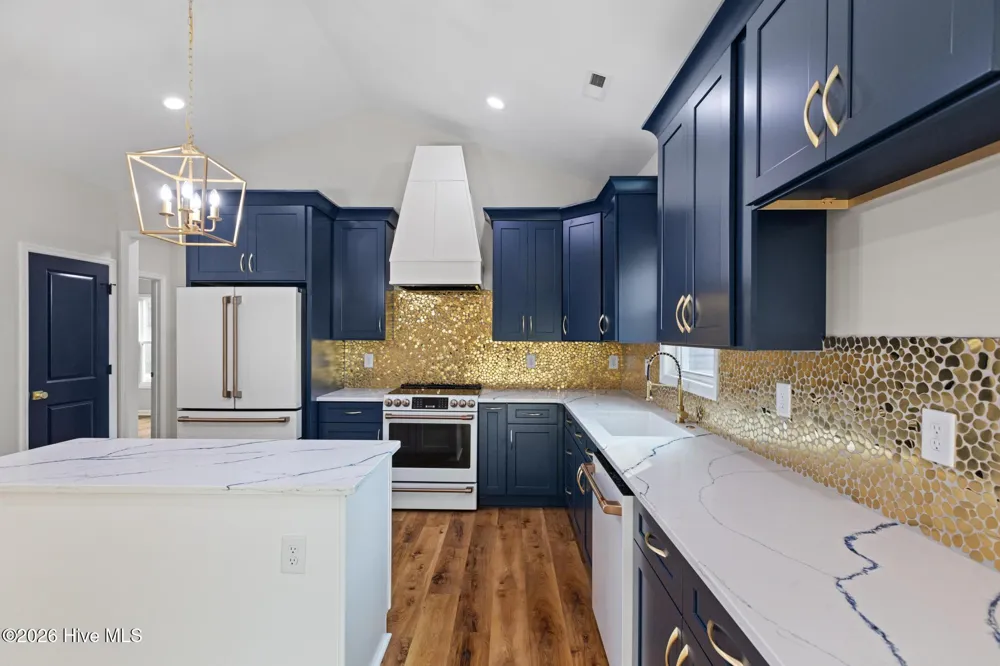 411 Wade Drive Richlands, NC 28574