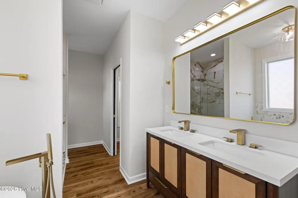411 Wade Drive Richlands, NC 28574