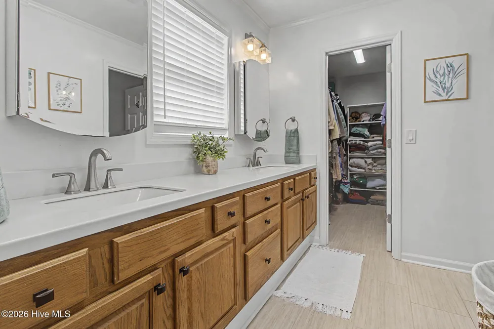 76 Wrexham Place Elizabethtown, NC 28337