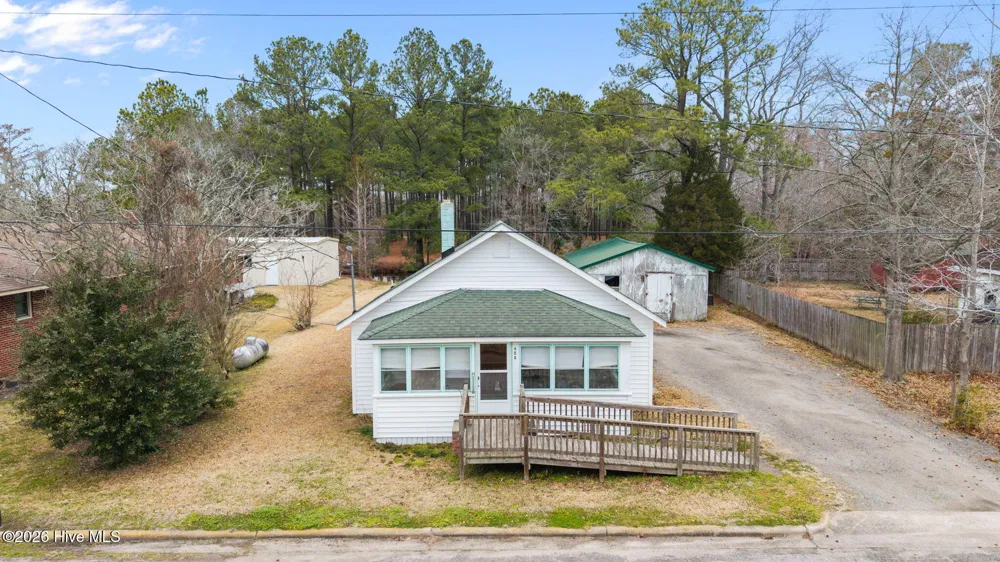 406 Howard Street Columbia, NC 27925