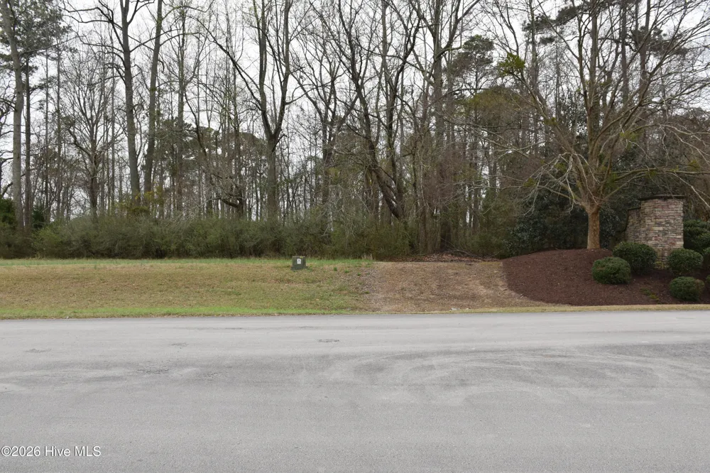 18 Bridgewater Drive S Bath, NC 27808