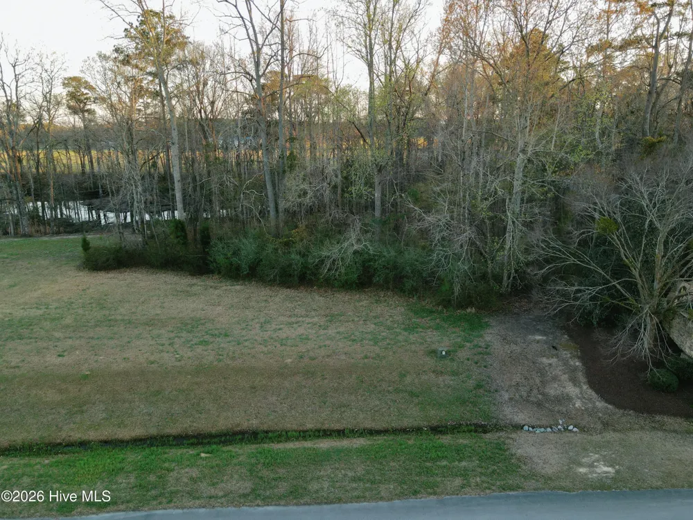 18 Bridgewater Drive S Bath, NC 27808