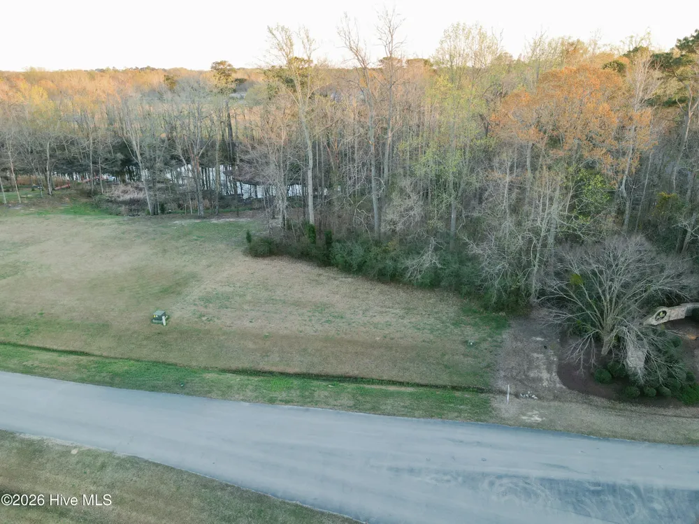 18 Bridgewater Drive S Bath, NC 27808