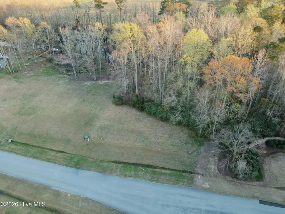 18 Bridgewater Drive S Bath, NC 27808