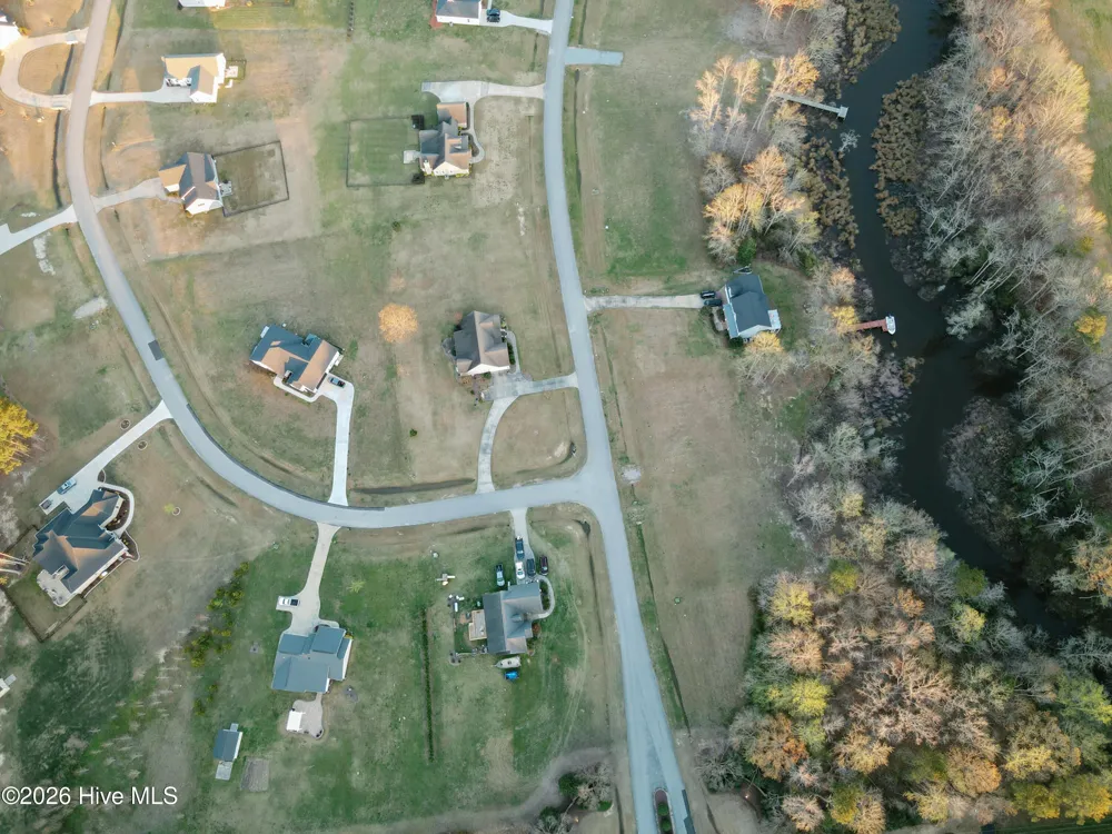 18 Bridgewater Drive S Bath, NC 27808
