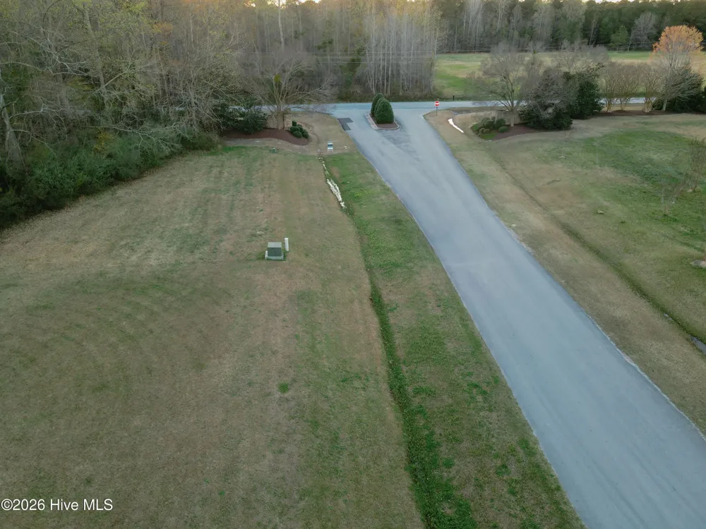 18 Bridgewater Drive S Bath, NC 27808