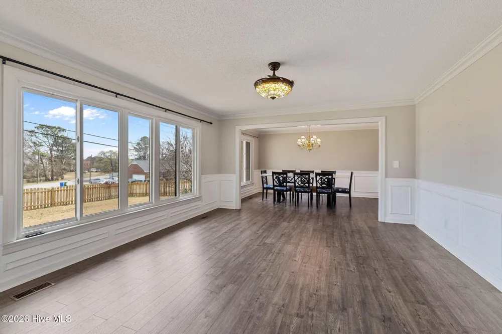 303 Lincoln Street Benson, NC 27504