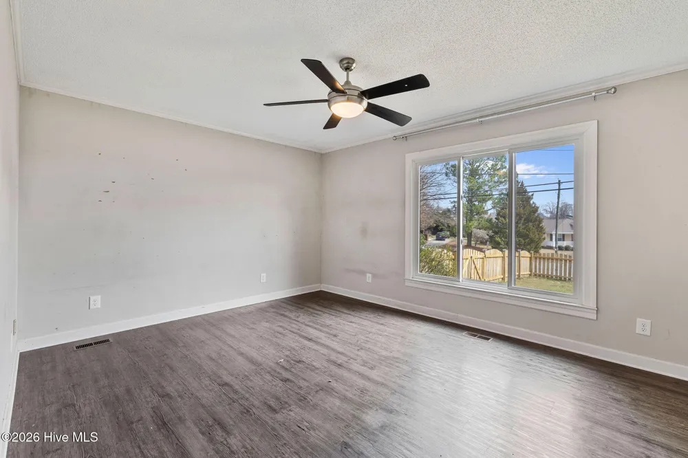 303 Lincoln Street Benson, NC 27504
