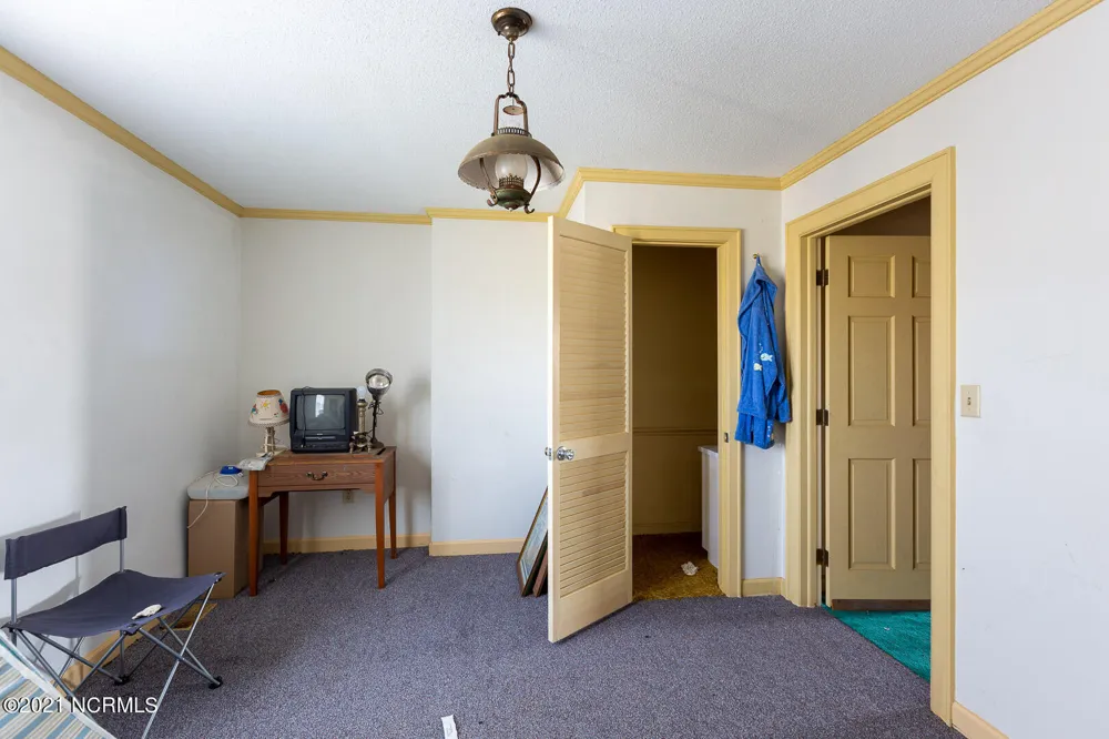 1116 W Elizabeth Street Clinton, NC 28328
