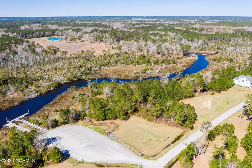246 Kings Creek Crossing Holly Ridge, NC 28445