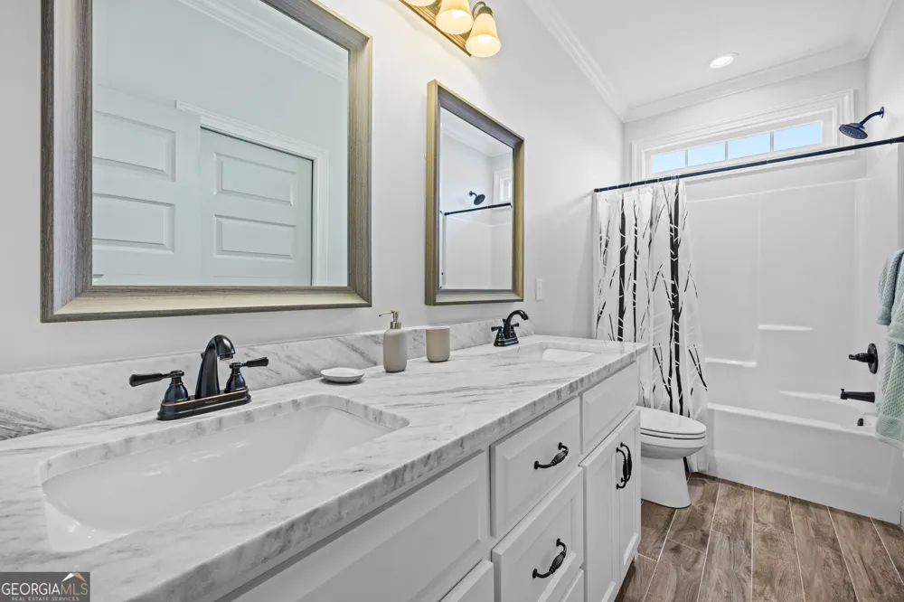4953 Hatfield CIR Hahira, GA 31632