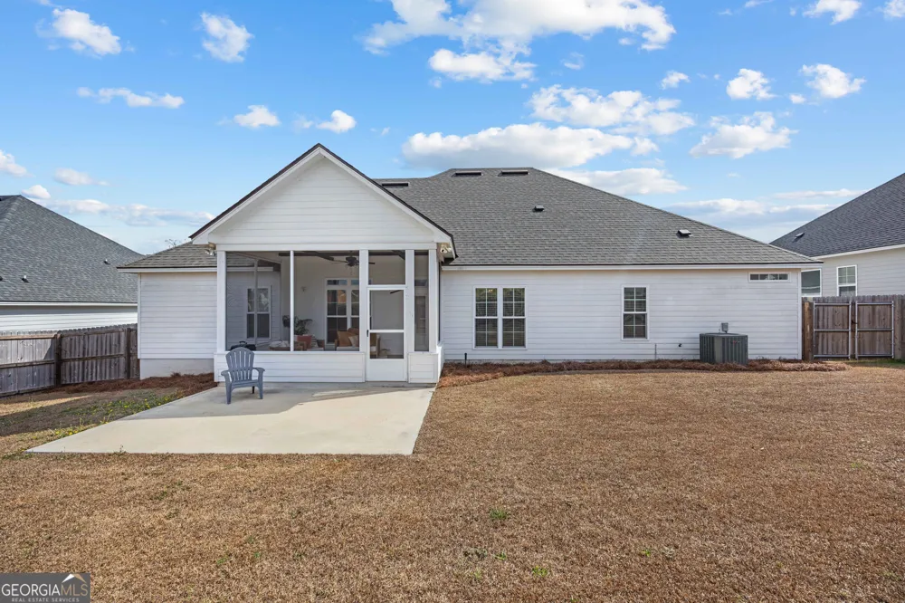 4953 Hatfield CIR Hahira, GA 31632