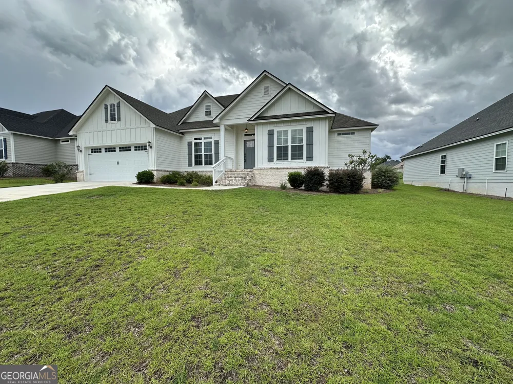 4953 Hatfield CIR Hahira, GA 31632