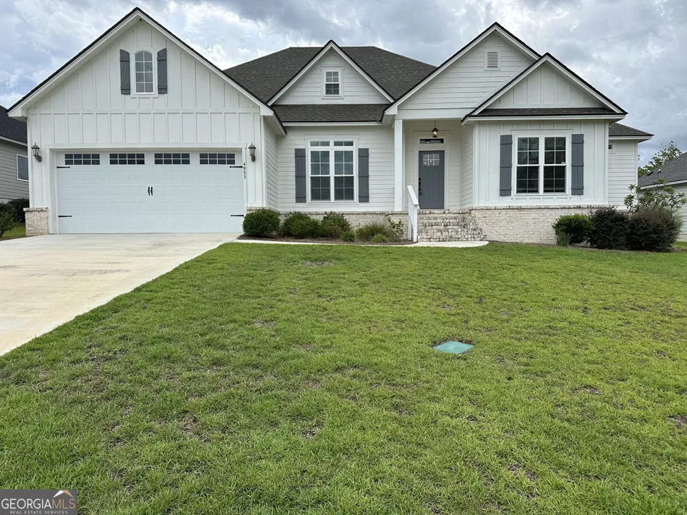 4953 Hatfield CIR Hahira, GA 31632